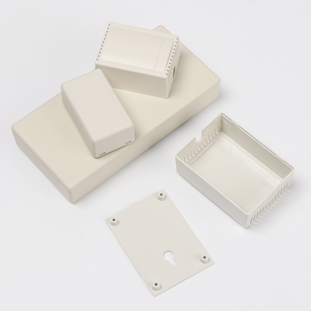 Plastikowa elektroniczna skrzy – Diy Waterproof Electronics recenzja i cena